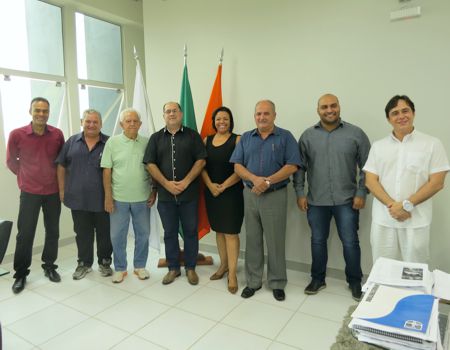 Presidentes das comissões temáticas da Câmara de Vereadores visitam Prefeito de Divinópolis